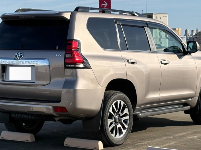 2023 Toyota Land Cruiser Prado 2.8 TX-L - GDJ150W