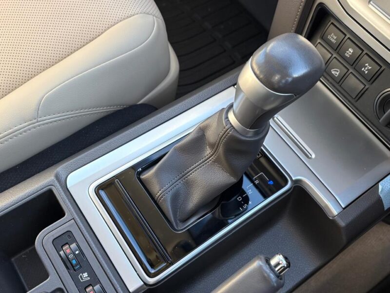 2023 Toyota Land Cruiser Prado 2.8 TX-L - GDJ150W