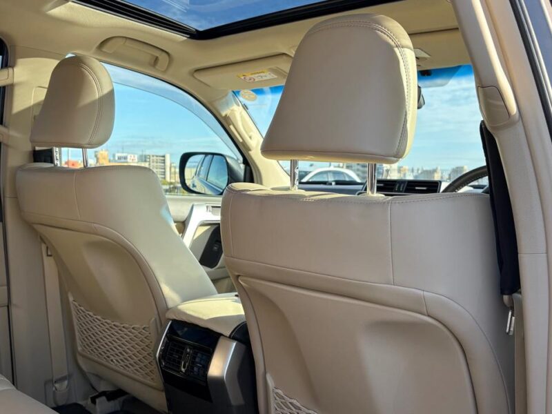 2023 Toyota Land Cruiser Prado 2.8 TX-L - GDJ150W