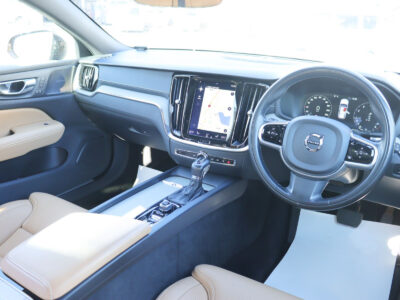 2020 Volvo V60 Cross Country T5 AWD Pro