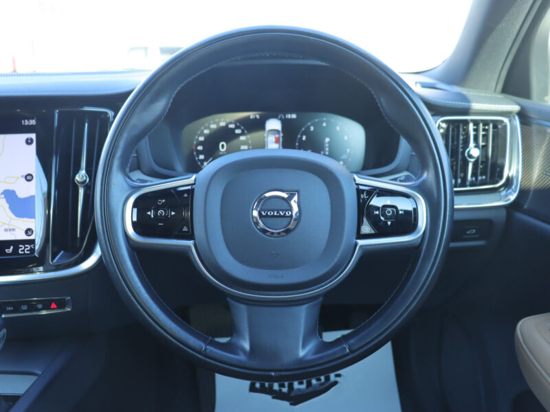 2020 Volvo V60 Cross Country T5 AWD Pro