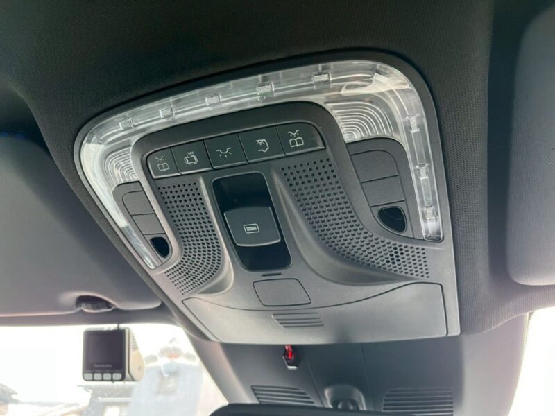 2021 Mercedes Benz V220d Avantgarde AMG Line LWB