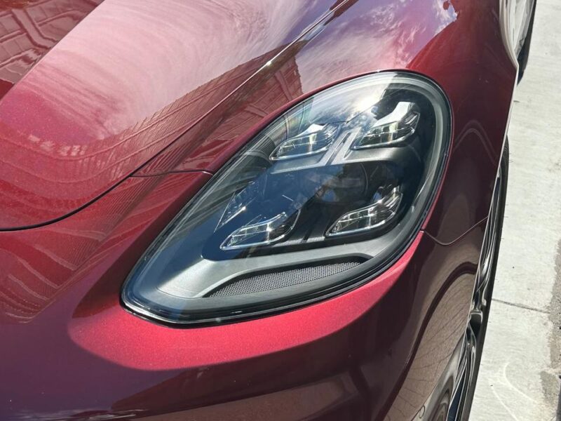 2022 Porsche Panamera Platinum Edition