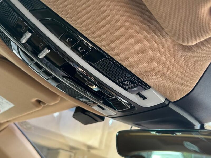 2022 Porsche Panamera Platinum Edition