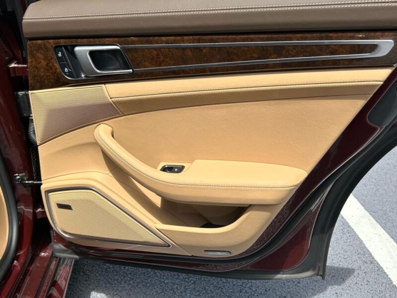 2022 Porsche Panamera Platinum Edition