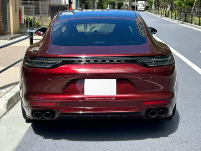 2022 Porsche Panamera Platinum Edition