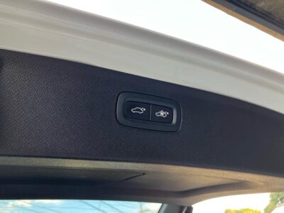 2021 VOLVO XC90 B6 AWD R-Design