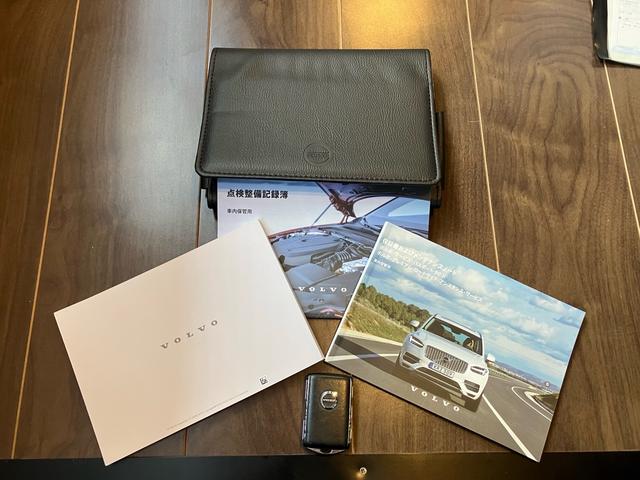 2021 VOLVO XC90 B6 AWD R-Design