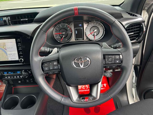 2023 Toyota Hilux Z GR Sport - GUN125