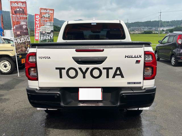 2023 Toyota Hilux Z GR Sport - GUN125