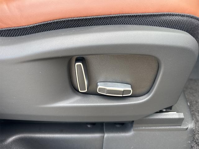 2025 Land Rover Defender OCTA 635PS