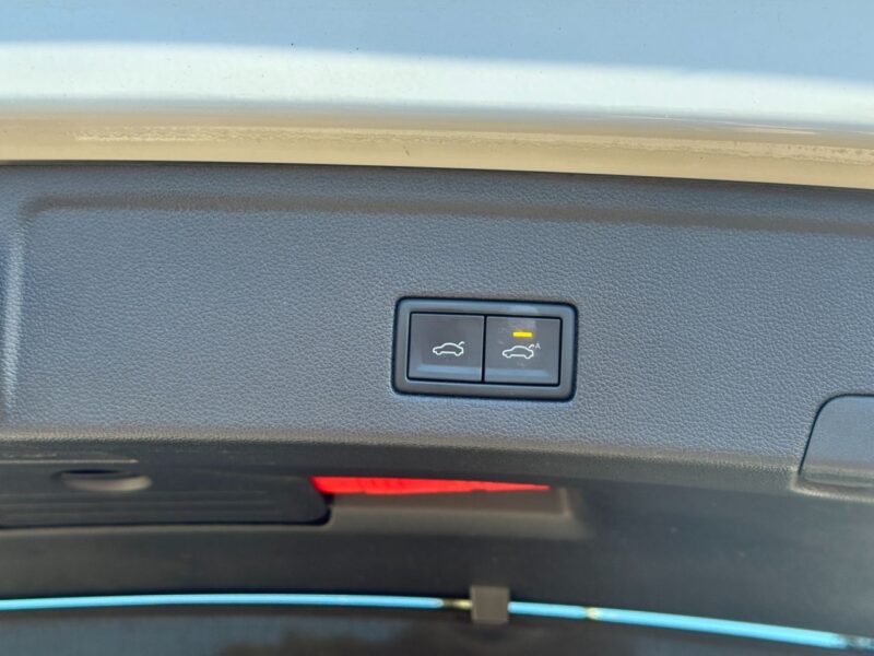 2020 Volkswagen Touareg 3.0TDI V6 Black Edition