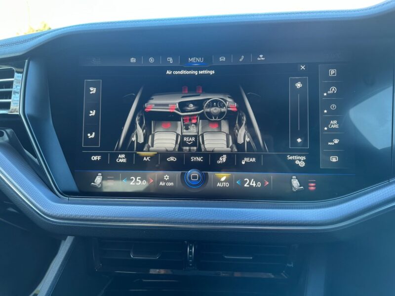 2020 Volkswagen Touareg 3.0TDI V6 Black Edition