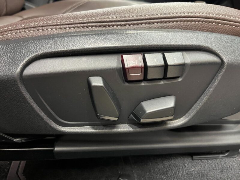 2019 BMW X1 xDrive 20i X-Line