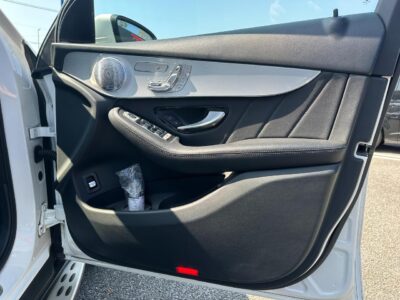 2019 Mercedes Benz GLC220d 4Matic Sports Leather PKG