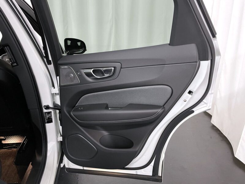 2020 VOLVO XC60 T8 AWD POLESTAR ENGINEERED