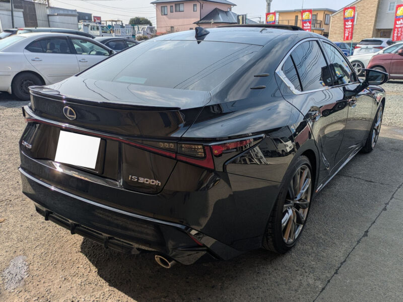 2021 LEXUS IS300h F Sport