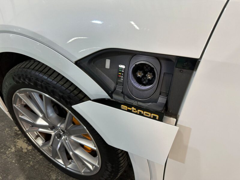 2020 AUDI e-Tron Sportback 55 Quattro 1st Edition - GEEAS
