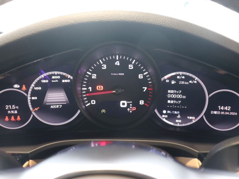 2022 Porsche Cayenne Coupe Platinum Edition