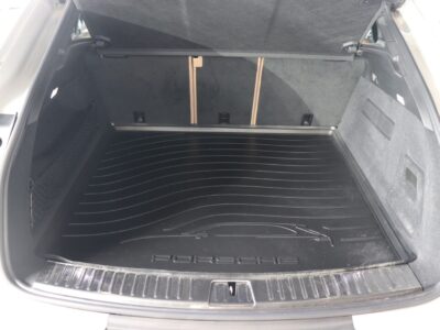 2022 Porsche Cayenne Coupe Platinum Edition