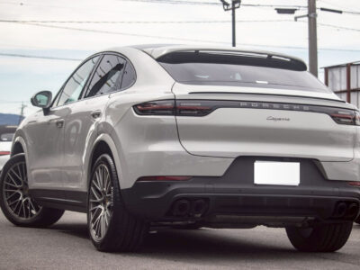 2022 Porsche Cayenne Coupe Platinum Edition