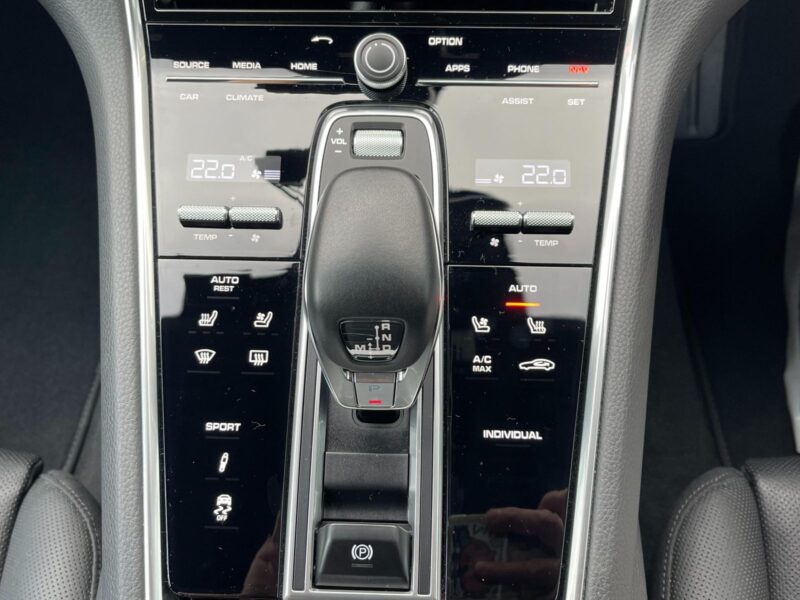 2019 Porsche Panamera Sport Turismo 4 PDK AWD