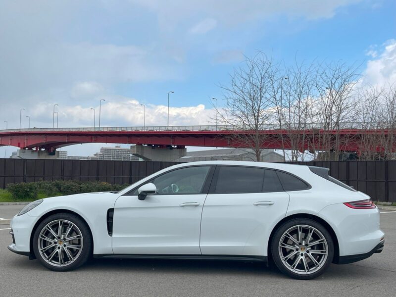 2019 Porsche Panamera Sport Turismo 4 PDK AWD