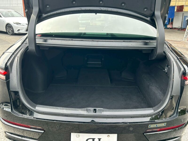 2023 Toyota Crown Crossover 2.4 RS Advance