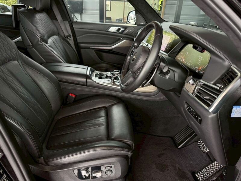 2020 BMW X7 xDrive 35d M Sport