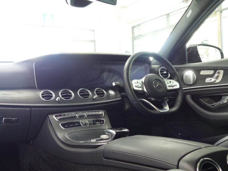 2020 Mercedes Benz E300 Avant-garde Sports