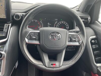 2024 Toyota Land Cruiser 300 3.3 GR Sport - FJA300W