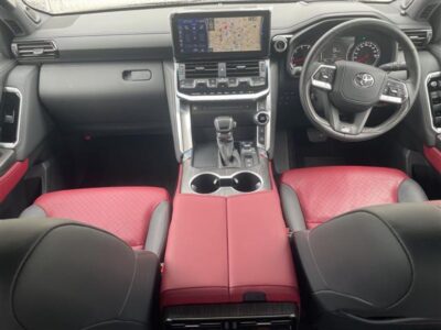 2024 Toyota Land Cruiser 300 3.3 GR Sport - FJA300W