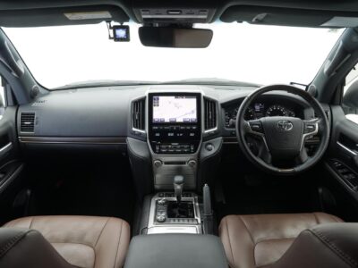 2020 Toyota Land Cruiser 200 4.6 ZX - URJ202W