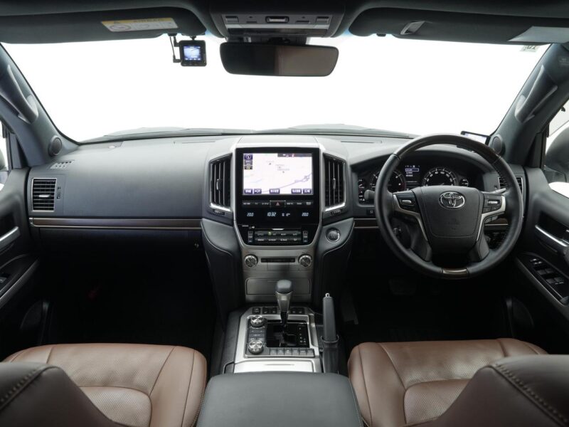 2020 Toyota Land Cruiser 200 4.6 ZX - URJ202W
