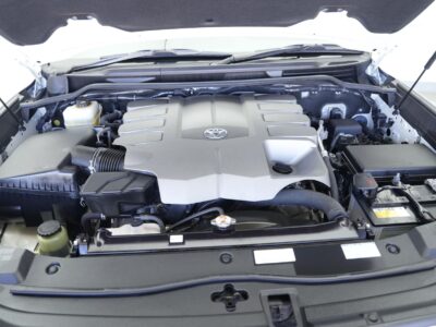 2020 Toyota Land Cruiser 200 4.6 ZX - URJ202W