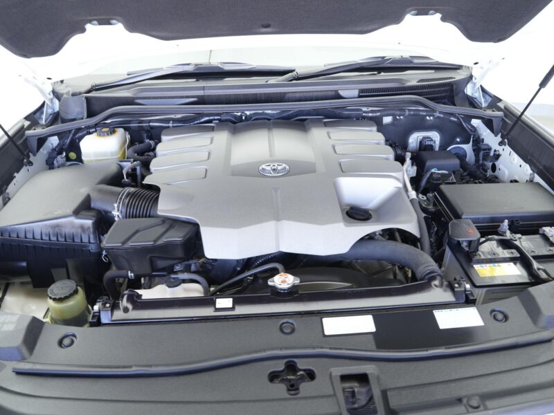 2020 Toyota Land Cruiser 200 4.6 ZX - URJ202W