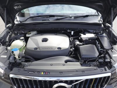 2020 Volvo XC40 T4 AWD Inscription