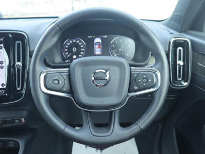 2020 Volvo XC40 T4 AWD Inscription