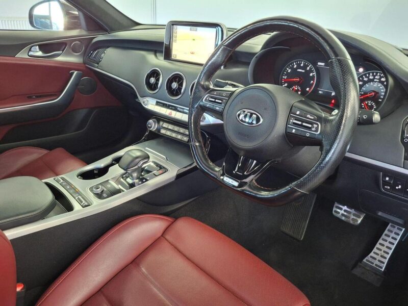 2019 KIA Stinger 3.3 T-GDi V6 GT S