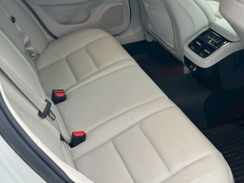 2020 VOLVO V60 Cross Country T5 AWD Pro