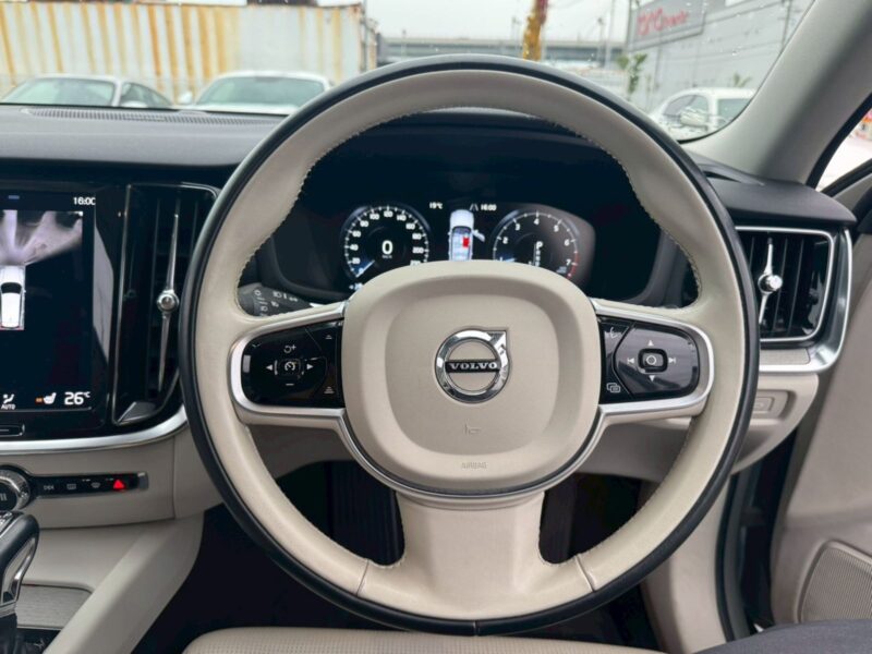 2020 VOLVO V60 Cross Country T5 AWD Pro