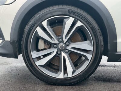 2020 VOLVO V60 Cross Country T5 AWD Pro