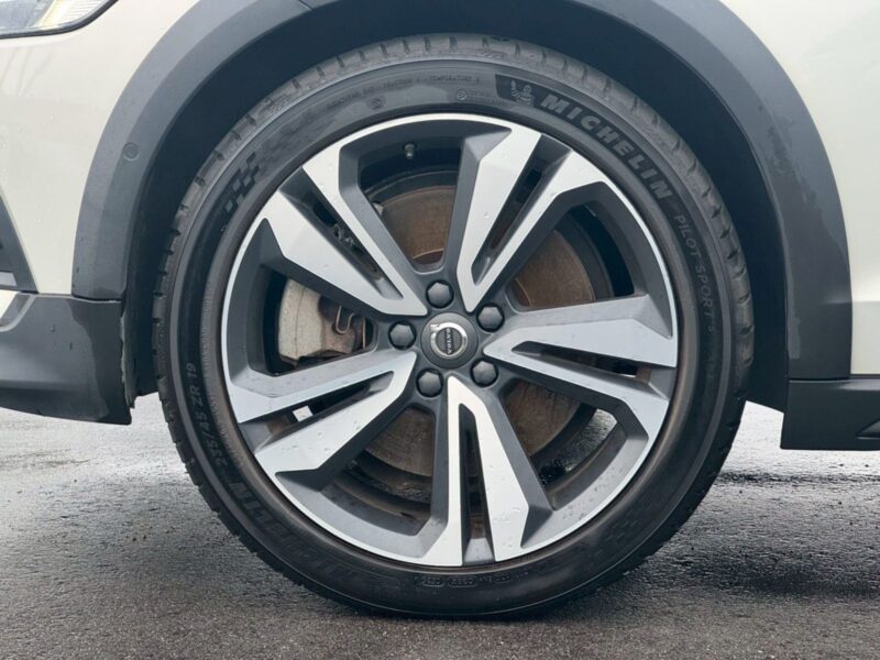 2020 VOLVO V60 Cross Country T5 AWD Pro