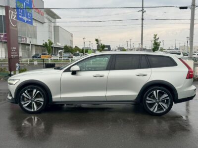 2020 VOLVO V60 Cross Country T5 AWD Pro