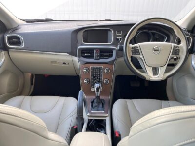 2019 Volvo V40 Cross Country T5 AWD