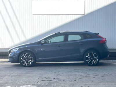 2019 Volvo V40 Cross Country T5 AWD