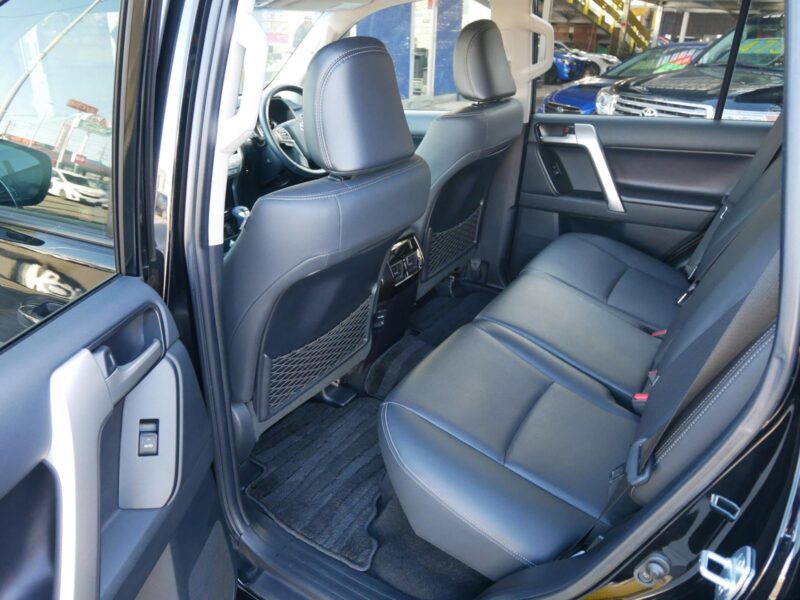 2021 Toyota Land Cruiser Prado 2.8 TX-L Black Edition