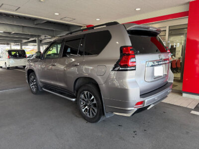2023 Toyota Land Cruiser Prado TZ-G - GDJ151W