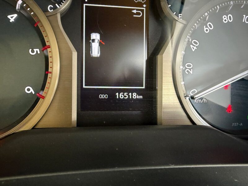2023 Toyota Land Cruiser Prado TZ-G - GDJ151W