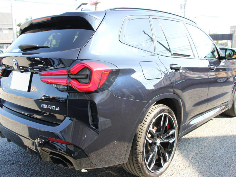 2022 BMW X3 M40d